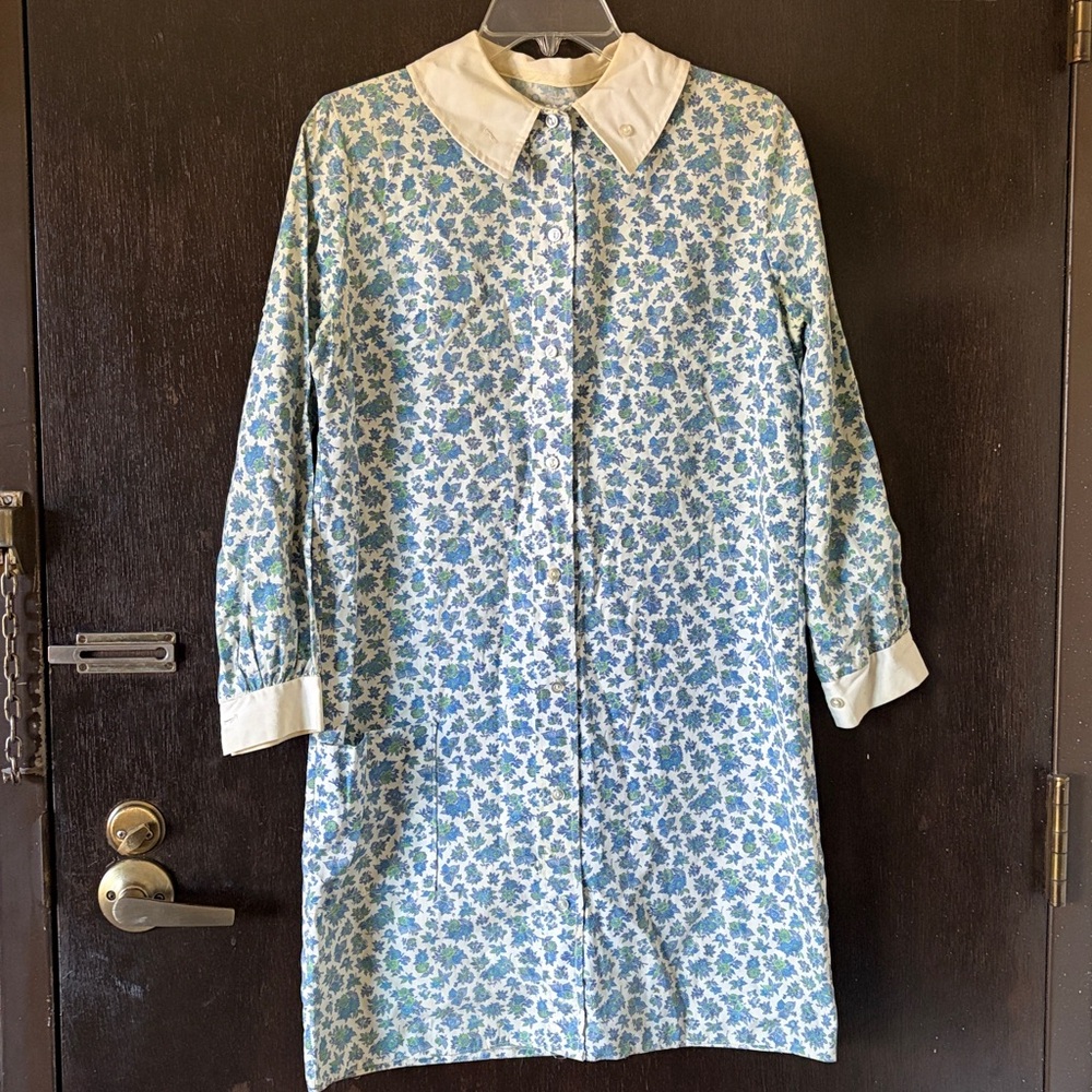 Vintage 60’s floral long sleeve house mumu dress